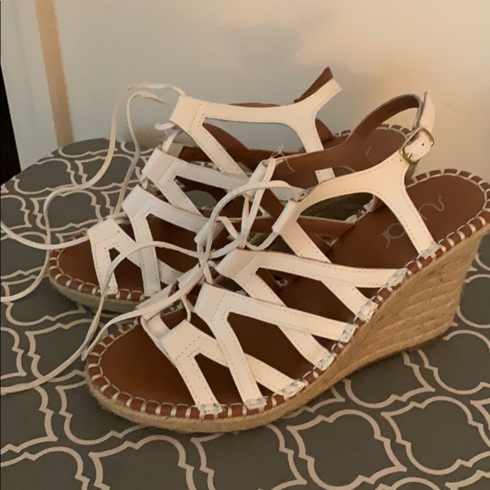 💥Ankle Strap/Wedge Heel Sandals- Size 8.5💥
